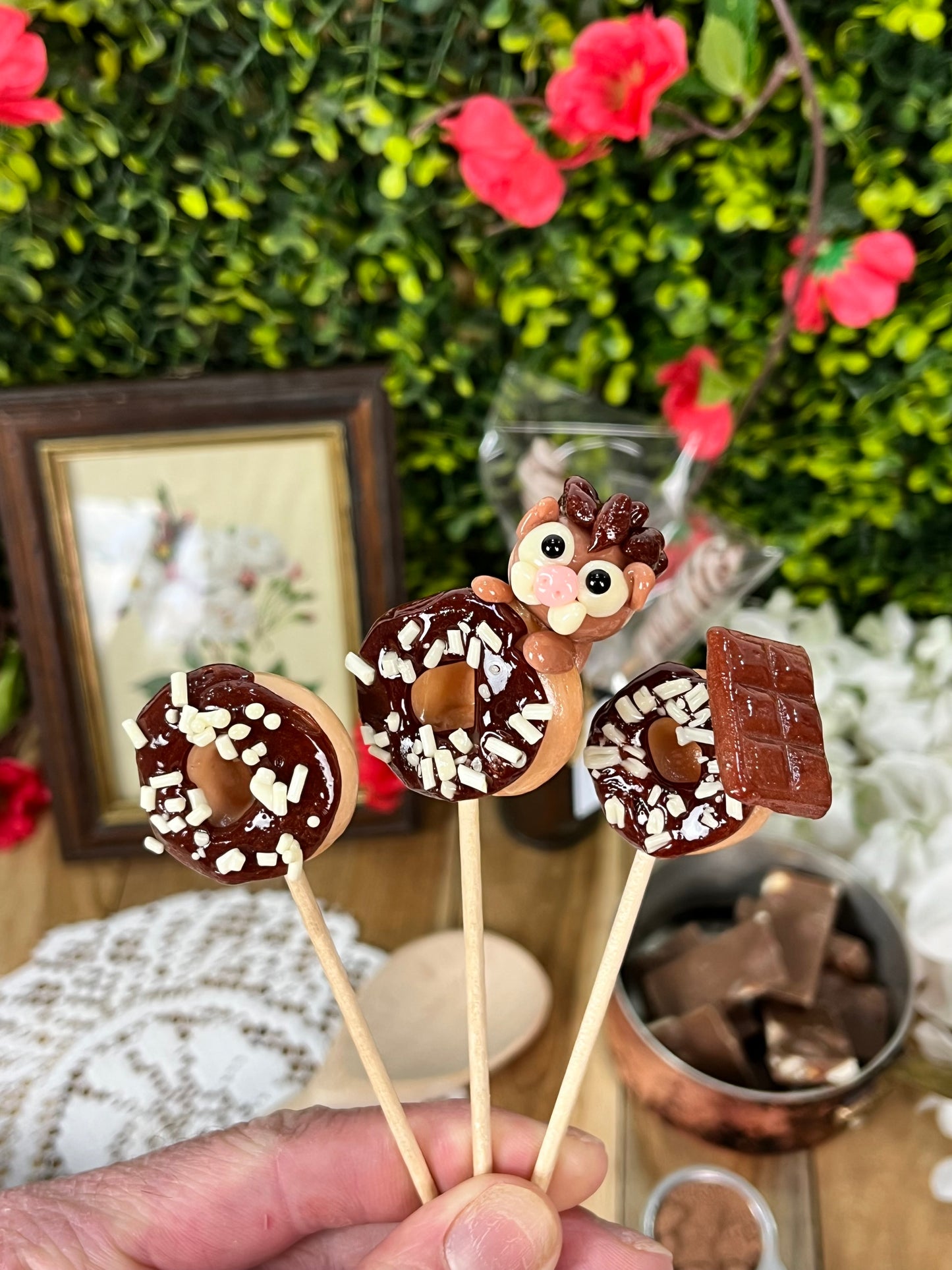 Sucette en forme de Sanglier et de Donut's cacao vanille