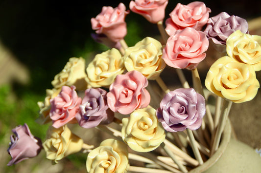 Bouquet de sucettes en forme de rose : une idée cadeau gourmande et originale