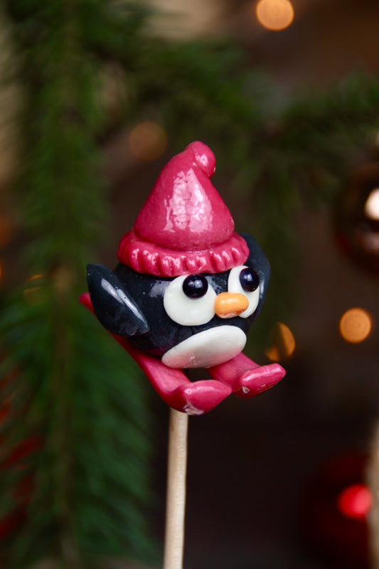 Sucette Pingouin Skieur Cola Cerise