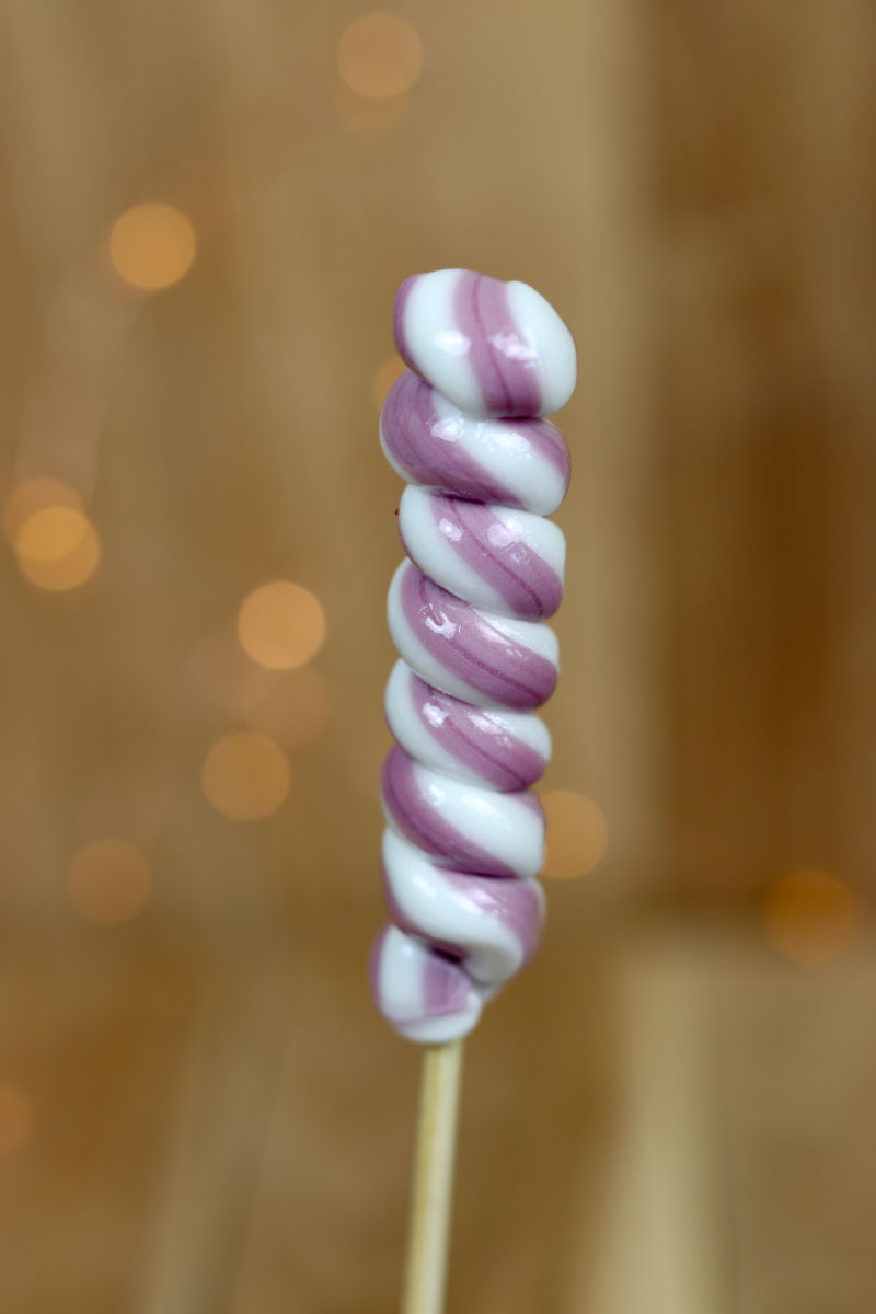 Sucette torsade artisanale violette citron