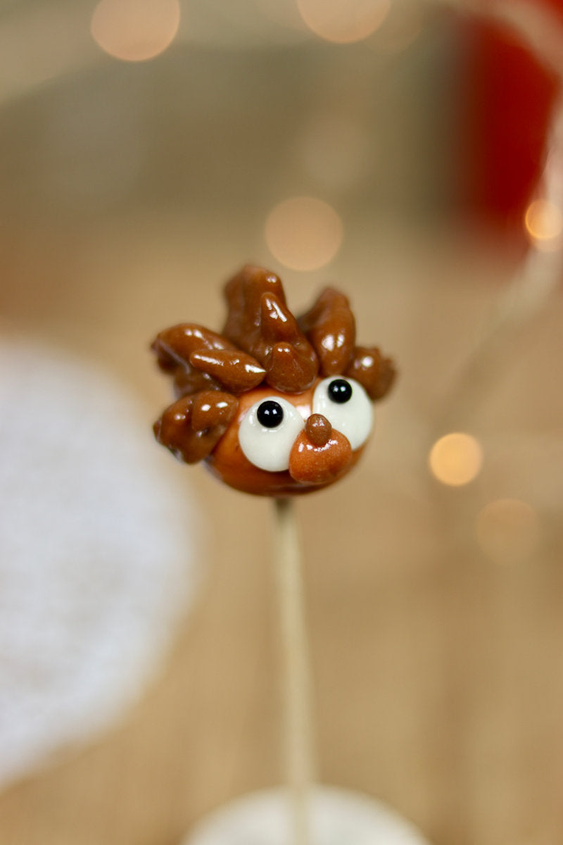 Sucette sculptée à la main en forme de hérisson marron, en sucre cuit