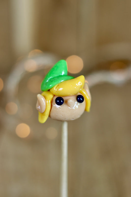 Sucette sculptée en forme de link dans Zelda à l'ananas et à la pomme