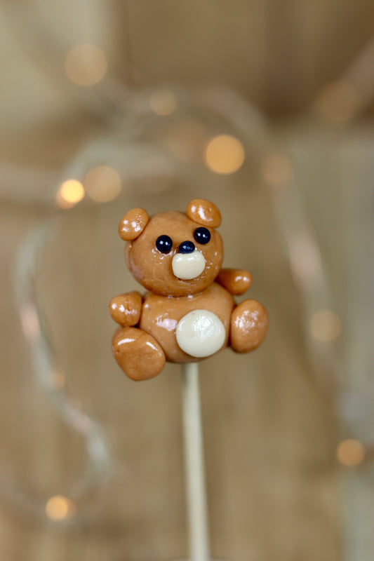 Sucette sculptée personnalisée en forme de peluche au spéculoos
