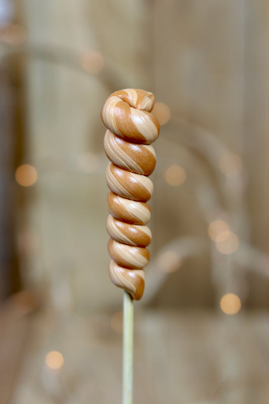 Sucette Torsade artisanale au caramel fabriqué en France Bourgogne